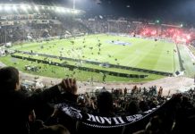 Τα βλέμματα στην… μάχη της Τούμπας