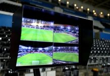 Μάθημα στο VAR έκαναν διαιτητές και βοηθοί στην αναμέτρηση του Ολυμπιακού με τη Ντιναμό