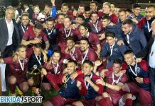 Σήκωσε και το κύπελλο η Βέροια (video)