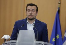 Παππάς: «Δεν μπορεί ο Ολυμπιακός να ελέγχει πότε και πόσα θα παίρνουν οι ΠΑΕ»