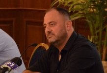 Πετράκης: «Πρωτάθλημα ή κατάθεση δελτίων και σφραγίδων»