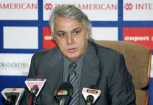Μητρόπουλος: “ΠΑΟΚ και ΟΣΦΠ όταν ευνοούνται κάνουν την πάπια – O Κλάτενμπεργκ μας θεωρεί ιθαγενείς” Μητρόπουλος: "ΠΑΟΚ και ΟΣΦΠ όταν ευνοούνται κάνουν την πάπια - O Κλάτενμπεργκ μας θεωρεί ιθαγενείς"