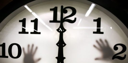 Αλλαγή ώρας: Πότε γυρίζουμε τα ρολόγια μία ώρα πίσω Η οριστική απόφαση για την αλλαγή ώρας φέτος στην Ελλάδα