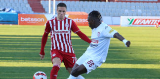 Πλησίασε τη Βέροια η ΑΕΛ, 2-1 τον Ολυμπιακό Β'