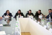 SL2: Αίτημα 2+1 εισιτηρίων ανόδου