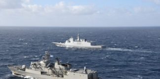 Δίωξη για κατασκοπεία σε Βολιώτη που κατέγραψε με drone πολεμικό πλοίο των ΗΠΑ
