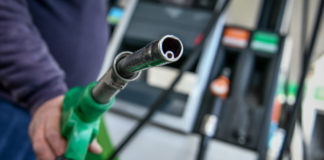 Fuel Pass: Στα 80 ευρώ η επιδότηση για ΙΧ, στα 60 για μοτοσικλέτα