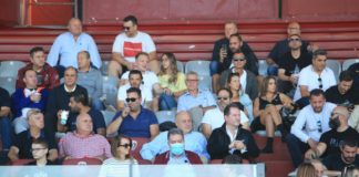 Νταβέλης και Μπέος παρακολούθησαν παρέα το φιλικό ΑΕΛ-Βόλος