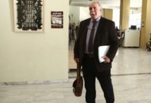 «Να πούμε στον Λεουτσάκο ξεκίνα κατά τα Χριστούγεννα για να γίνουν όλα νόμιμα;»