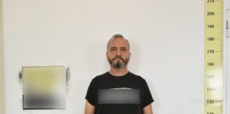 Σεπόλια: Oι εμετικοί διάλογοι των «υποψήφιων» πελατών με τον Μίχο (vids)