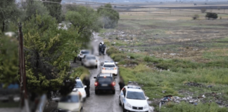 Σε εξέλιξη αστυνομική επιχείρηση στον οικισμό Ρομά στη Νεάπολη