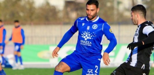 Νέα ποδοσφαιρική στέγη για τον Σάββα Τοπαλίδη