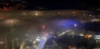 Εντυπωσιακό βίντεο από την αλλαγή του χρόνου στην πόλη του Βόλου