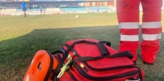 ΕΠΣΘ: Μέχρι σήμερα ενημερώνουν τα Σωματεία για την ύπαρξη απινιδωτή
