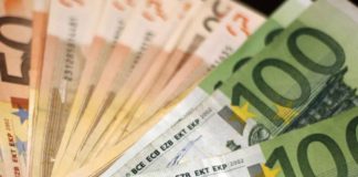 Βόλος: Αξιωματικός της Αεροπορίας βρήκε 700 ευρώ στον δρόμο και τα παρέδωσε στον ιδιοκτήτη τους