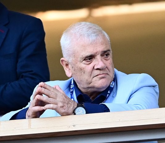 Μήνυση κατά του Μελισσανίδη, για απειλή- Του τηλεφώνησε από το κινητό του «Γιαννάκη»