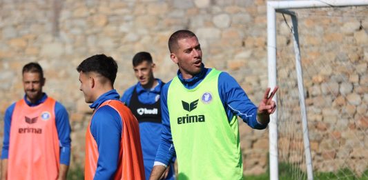 Νίκη Βόλου: Ξεκίνησε η προετοιμασία ενόψει ΠΑΟΚ Β’ – Επιστροφή Τζανετόπουλου