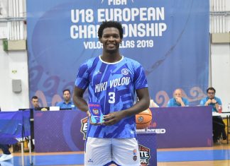 Ο Τάιλερ Τζόνσον παρέλαβε το βραβείο του MVP της 5ης αγωνιστικής