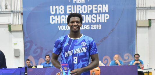 Ο Τάιλερ Τζόνσον παρέλαβε το βραβείο του MVP της 5ης αγωνιστικής