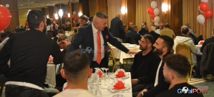 tzimas tatos lagos dadakos