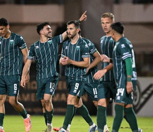 Ξανά στις ράγες το τρένο του Λεβαδειακού, 3-0 την ΑΕΛ