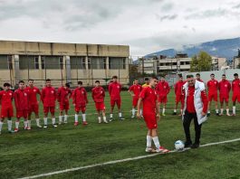 Θερμές ευχαριστίες από την Β’ ομάδα του Ολυμπιακού Βόλου στον Σάκη Τζήμα: «Παραπάνω από συνεπής»