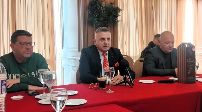 Τζήμας: «Θα τα βάλω ακόμη και με τον ηθικό αυτουργό αν πειράξουν τον Ολυμπιακό Βόλου»