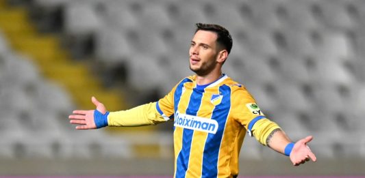 Πρόταση για τον Χρίστο Γουίλερ από τη Νίκη Βόλου