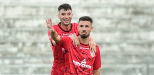 Ενισχύεται η Καβάλα: Παίρνει τον σέντερ φορ του Καμπανιακού