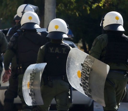 Επεισόδια και προσαγωγές μετά το ματς Βόλος-ΑΕΛ