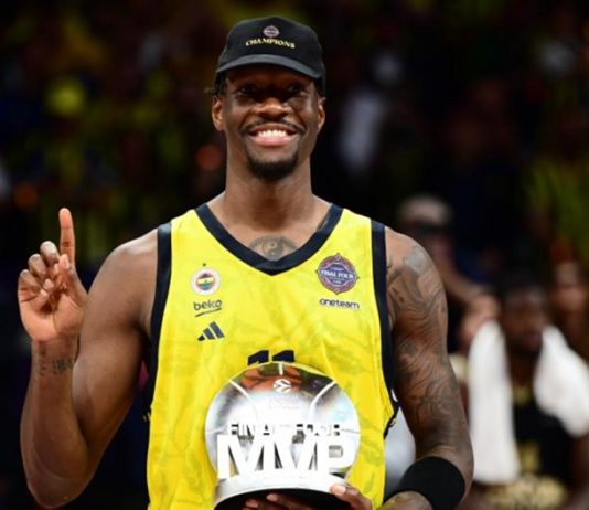 Έσκασε η «βόμβα» του Παναθηναϊκού: Ανακοίνωσε Χέιζ-Ντέιβις ο Γιαννακόπουλος!