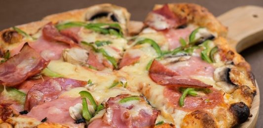 Απίθανο σκηνικό στη Γ’ Εθνική: «Μας έφεραν πίτσες μετά το ματς και τις πληρώσαμε κιόλας!»