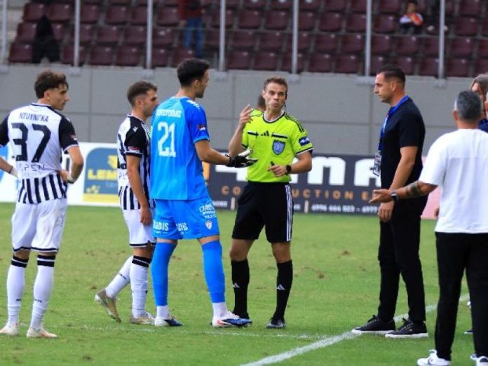 ael paok b diaititis ΠΑΕ ΑΕΛ: «Σωρεία σφαλμάτων ο Κεχαγιάς – Σεβασμό από την ΚΕΔ»