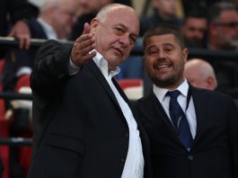 Στα γραφεία της ΕΠΟ ο Αχιλλέας Μπέος: Συνάντηση με τον Μάκη Γκαγκάτση — Ζήτησε την τιμωρία Πολυχρόνη και Τζήλου! Στα γραφεία της ΕΠΟ ο Αχιλλέας Μπέος: Συνάντηση με τον Μάκη Γκαγκάτση — Ζήτησε την τιμωρία Πολυχρόνη και Τζήλου!
