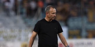 Αιχμές Μπράτσου για τη διαιτησία Πολυχρόνη: «Με ακυρωθέν γκολ και τέτοιο πέναλτι, δεν έχω να πω κάτι»