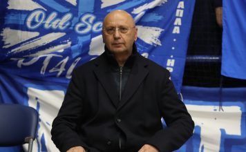 «Πυρ και μανία» ο Μονεμβασιώτης: «Μας κυνηγάει η διαιτησία – Κύριε Λανουά, κόψτε τους!» «Πυρ και μανία» ο Μονεμβασιώτης: «Μας κυνηγάει η διαιτησία – Κύριε Λανουά, κόψτε τους!» (vid)