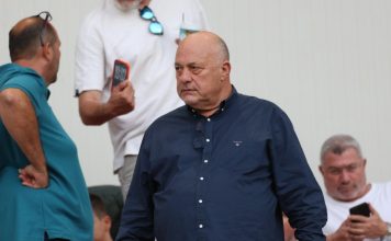 Μπέος: «Θέλω να ολοκληρωθούν οι διαδικασίες ώστε να παραχωρηθεί η ομάδα» Μπέος: «Θέλω να ολοκληρωθούν οι διαδικασίες ώστε να παραχωρηθεί η ομάδα»