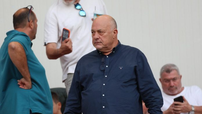 mpeos-39qdY Μπέος: «Θέλω να ολοκληρωθούν οι διαδικασίες ώστε να παραχωρηθεί η ομάδα»