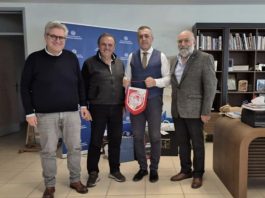 Ολυμπιακός Βόλου: Υπέγραψε για 135.000€ στο ΕΑΚ ο Δημήτρης Κουρέτας! Ολυμπιακός Βόλου: Υπέγραψε για 135.000€ στο ΕΑΚ ο Δημήτρης Κουρέτας!