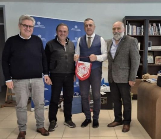 Ολυμπιακός Βόλου: Υπέγραψε για 135.000€ στο ΕΑΚ ο Δημήτρης Κουρέτας! Ολυμπιακός Βόλου: Υπέγραψε για 135.000€ στο ΕΑΚ ο Δημήτρης Κουρέτας!