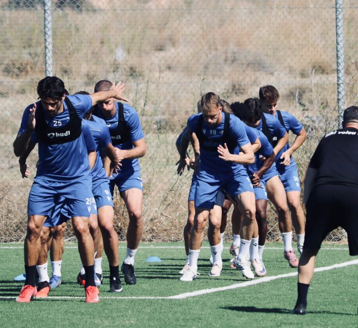 NIKI PROPONISI SYROS Νίκη Βόλου: «Πάτησε» Σύρο και προσαρμόστηκε στον συνθετικό τάπητα ενόψει Ελλάς!
