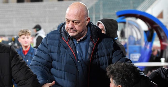 beos wint «Βόμβα» στη Super League: Αφαίρεση 3 βαθμών στον Βόλο για Σούντγκρεν – Ξέσπασε ο Αχιλλέας Μπέος!
