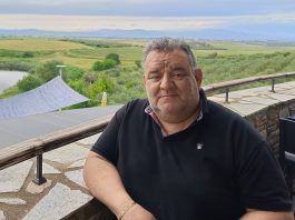 Θλίψη στην Ευξεινούπολη και στην οικογένεια της Δήμητρας: «Έφυγε» από τη ζωή στα 54 του ο Γιώργος Γιαταγάνας Θλίψη στην Ευξεινούπολη και στην οικογένεια της Δήμητρας: «Έφυγε» από τη ζωή στα 54 του ο Γιώργος Γιαταγάνας