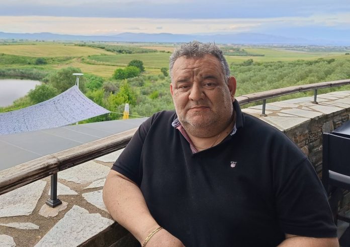Θλίψη στην Ευξεινούπολη και στην οικογένεια της Δήμητρας: «Έφυγε» από τη ζωή στα 54 του ο Γιώργος Γιαταγάνας