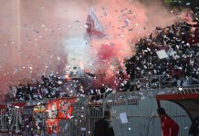 Η θερμή ατμόσφαιρα των φιλάθλων του Ολυμπιακού Βόλου στο EAK! (video)