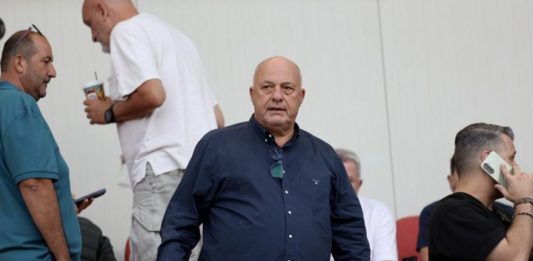 Eπίθεση Μπέου σε Λανουά για την επιστροφή Τζήλου και Πολυχρόνη: «Μη νομίζεις ότι είσαι στο απυρόβλητο» Eπίθεση Μπέου σε Λανουά για την επιστροφή Τζήλου και Πολυχρόνη: «Μη νομίζεις ότι είσαι στο απυρόβλητο»