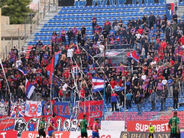 panionios kosmos pantheres «Θα φύγετε, γιατί δεν σας θέλουμε άλλο»: Η οργισμένη ανακοίνωση των Πάνθηρων μετά τη Μαρκό